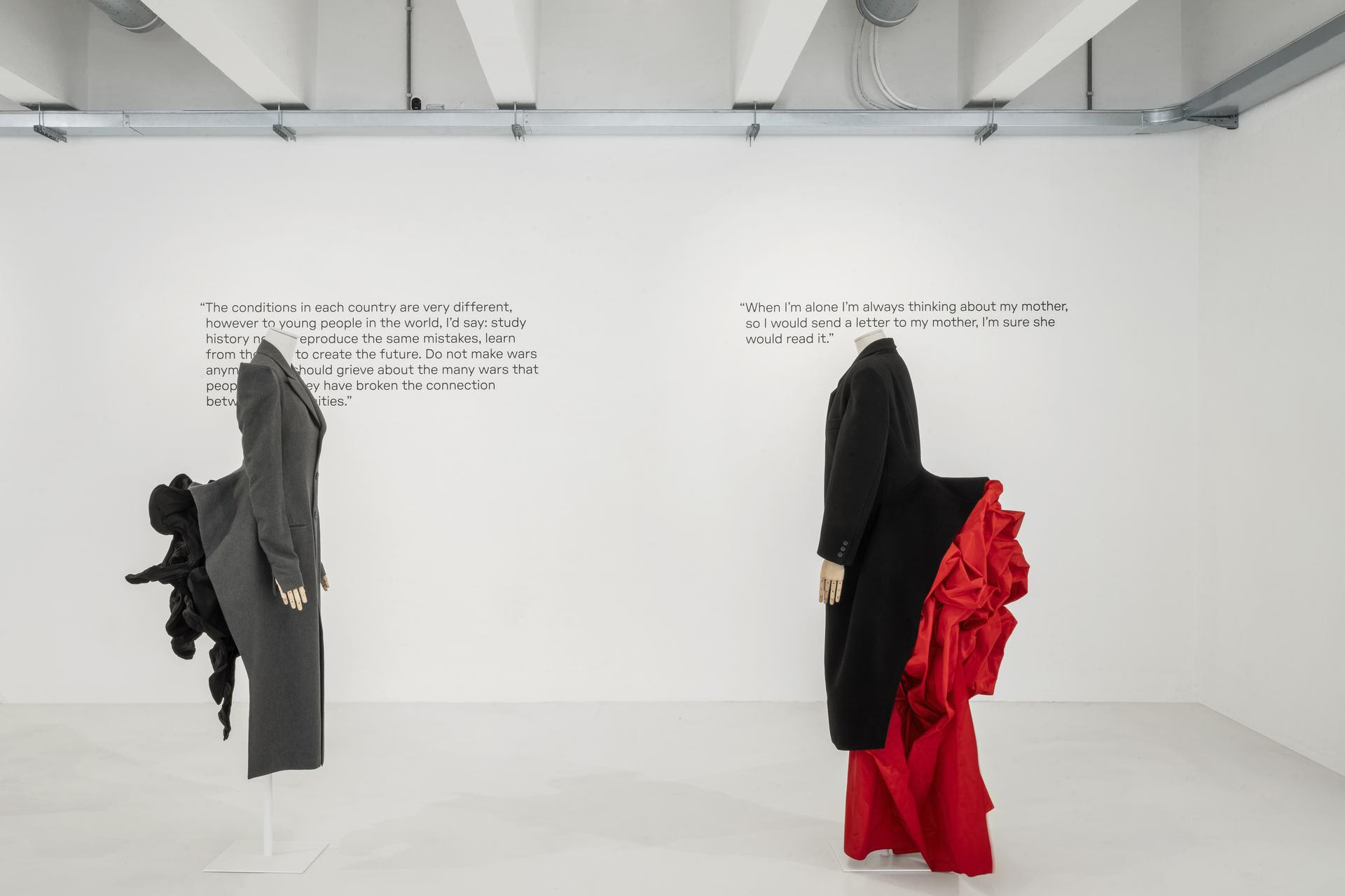 Yohji Yamamoto. Letter to the future, la nuova mostra di abiti